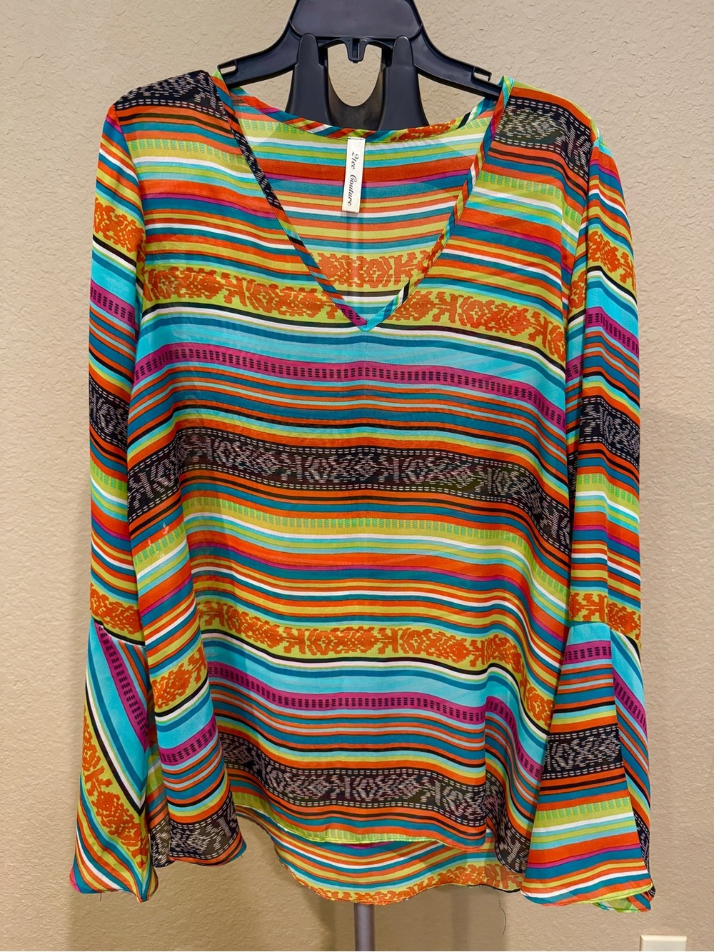 2tee Couture Multicolor Striped V-Neck Long Sleeve Top